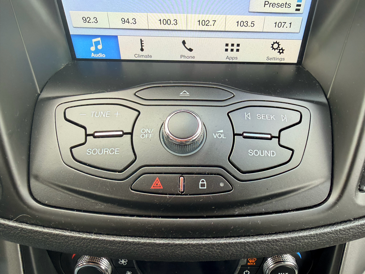 Ford Escape 4WD 4dr SE 2016 Ford Escape 4WD 4dr SE 2016