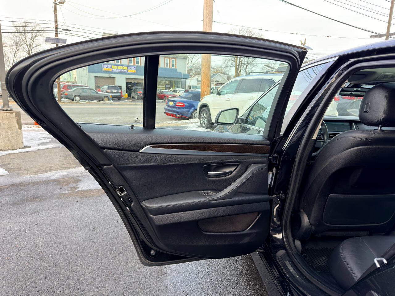 BMW 5 Series 4dr Sdn 535d xDrive AWD 2014