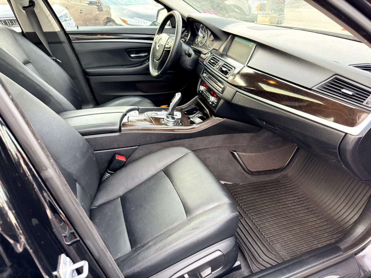 BMW 5 Series 4dr Sdn 535d xDrive AWD 2014