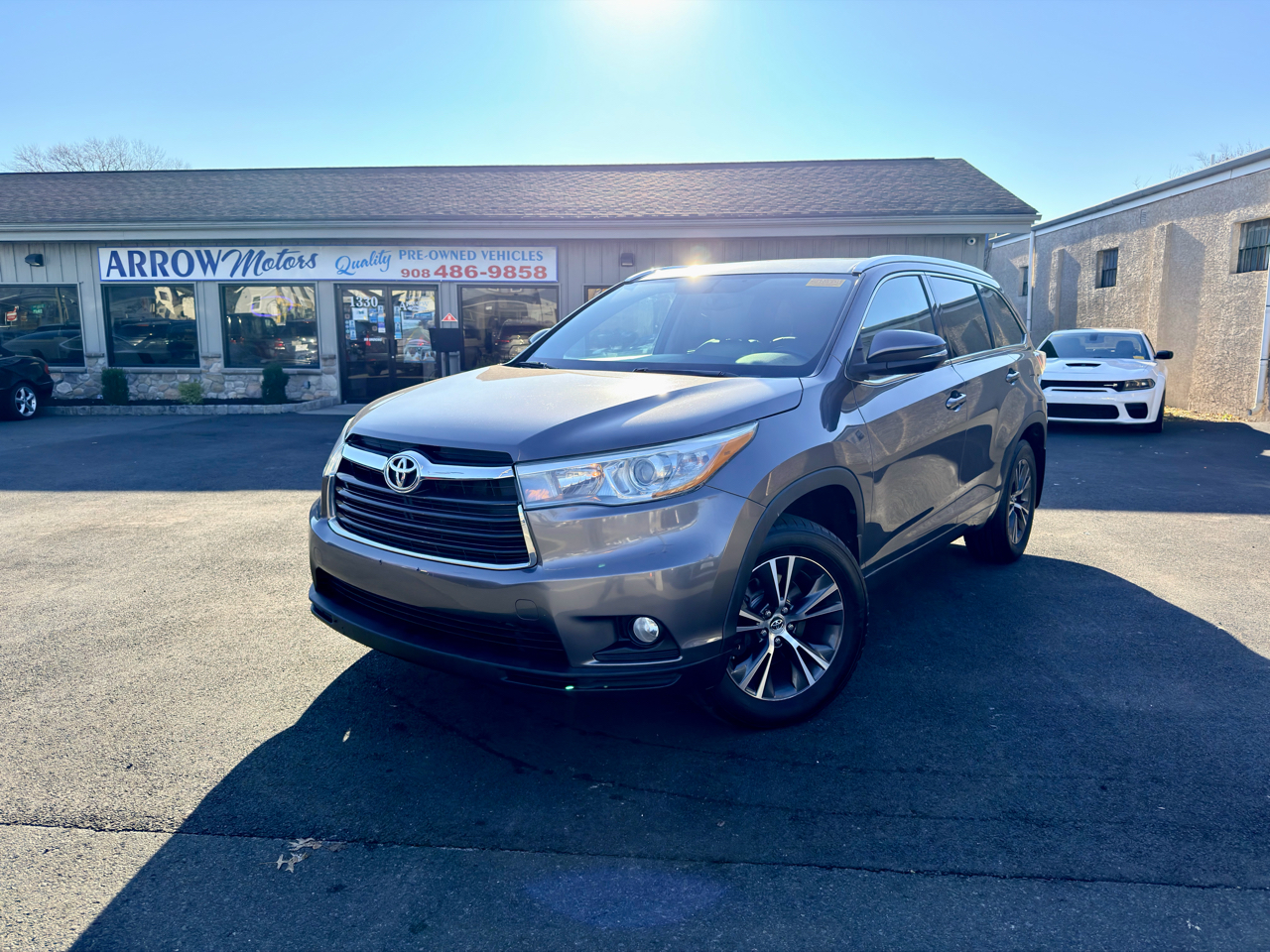 Toyota Highlander AWD 4dr V6 XLE (Natl) 2016