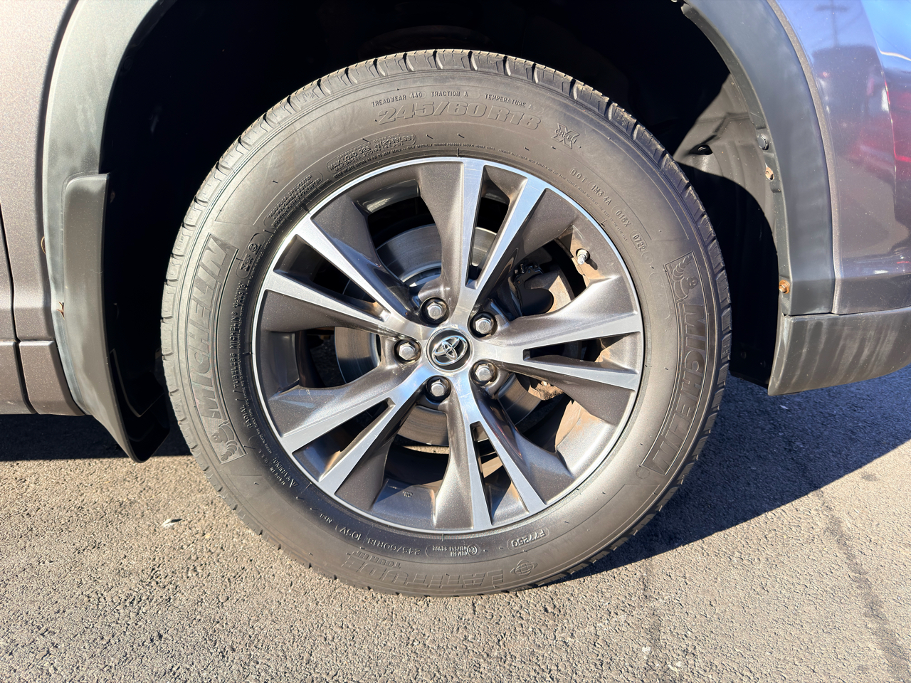 Toyota Highlander AWD 4dr V6 XLE (Natl) 2016