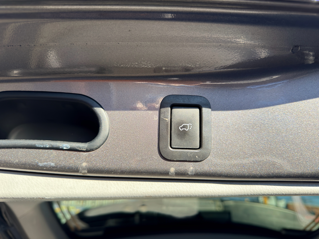 Toyota Highlander AWD 4dr V6 XLE (Natl) 2016