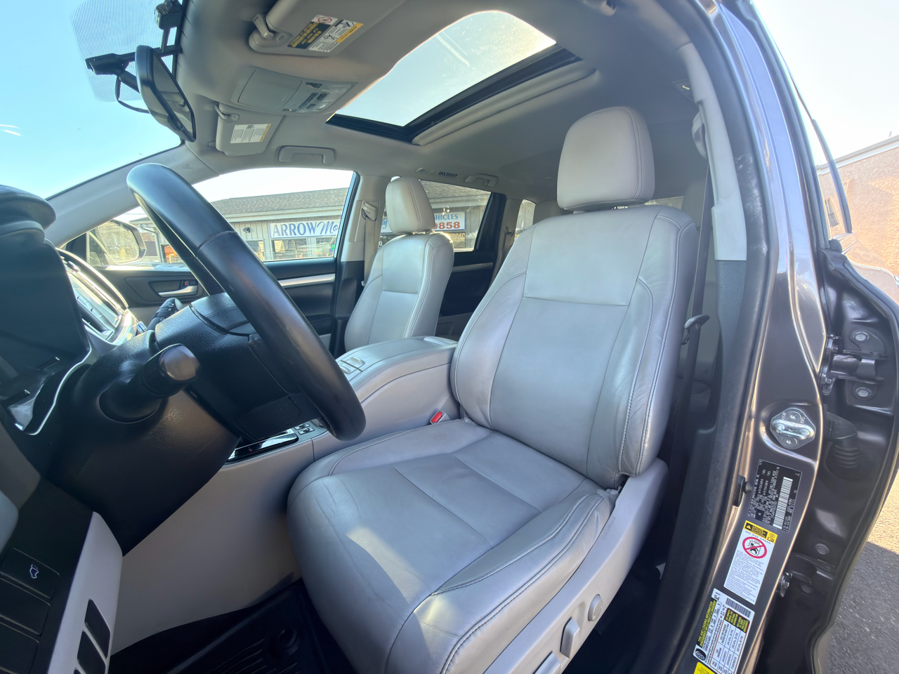 Toyota Highlander AWD 4dr V6 XLE (Natl) 2016