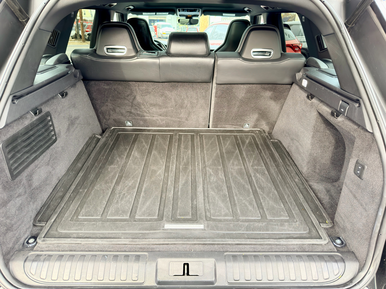 Land Rover Range Rover Sport V8 Supercharged SVR 2020