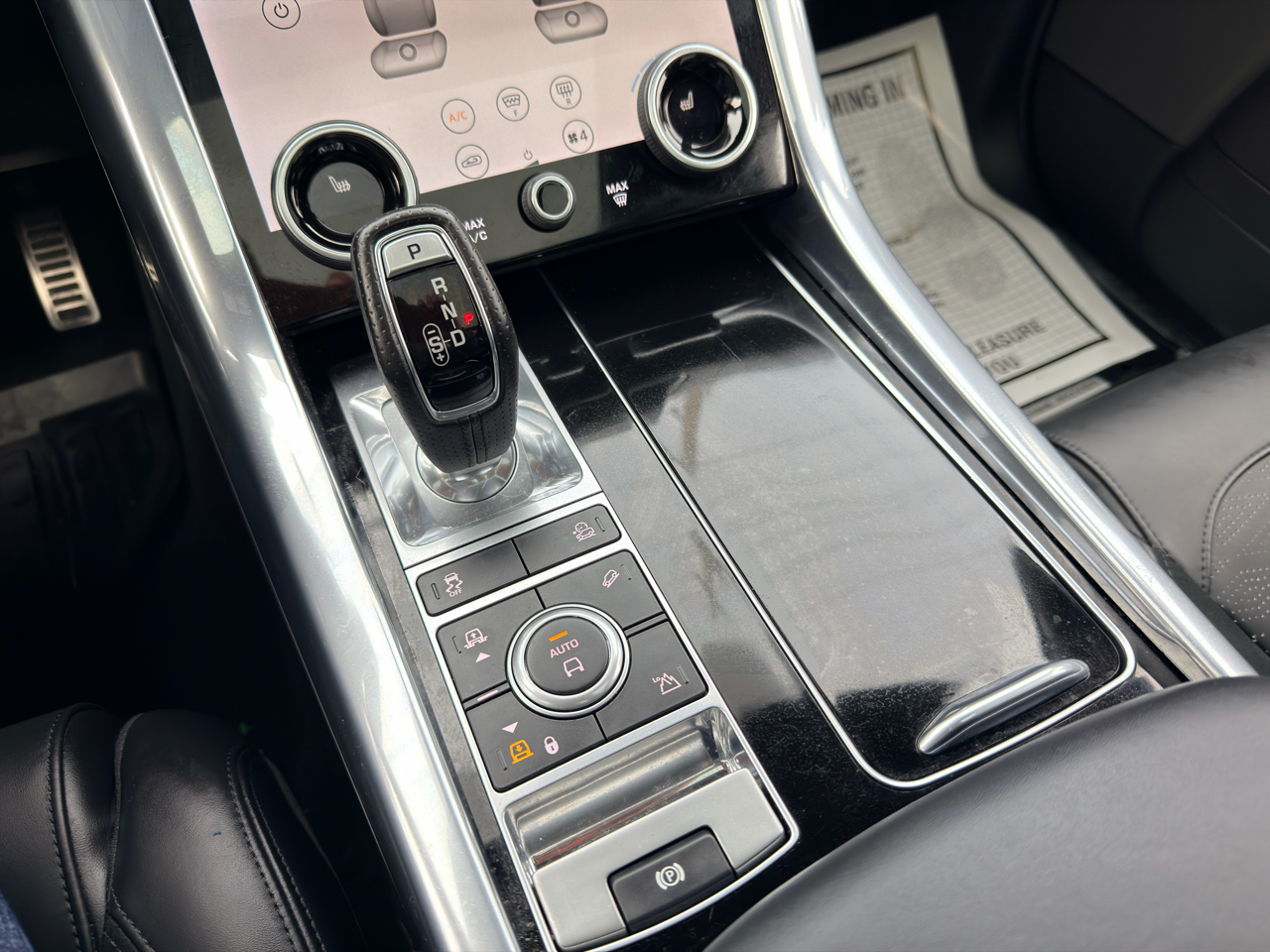 Land Rover Range Rover Sport V8 Supercharged SVR 2020