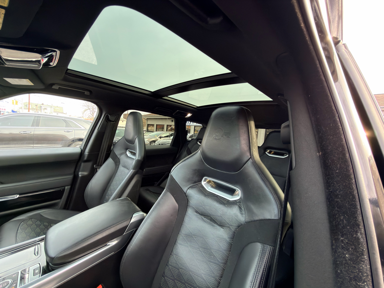 Land Rover Range Rover Sport V8 Supercharged SVR 2020