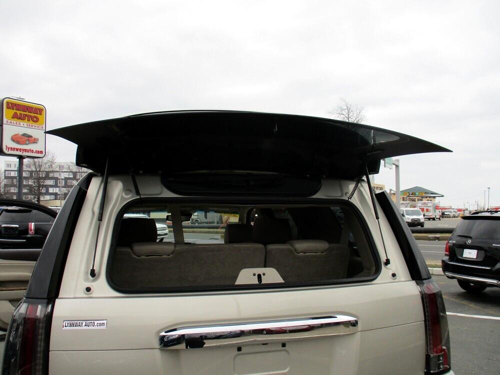 GMC Yukon 4WD 4dr Denali 2015