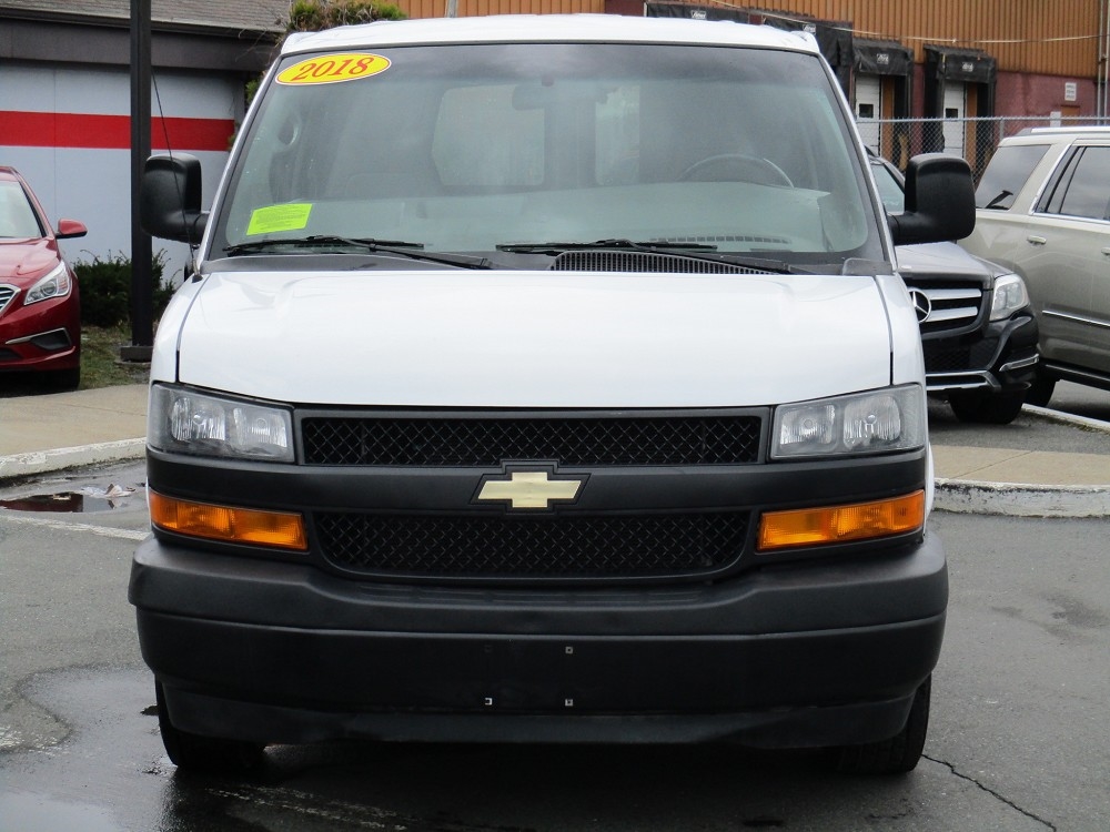 Chevrolet Express Cargo Van RWD 2500 135" 2018 Chevrolet Express Cargo Van RWD 2500 135" 2018