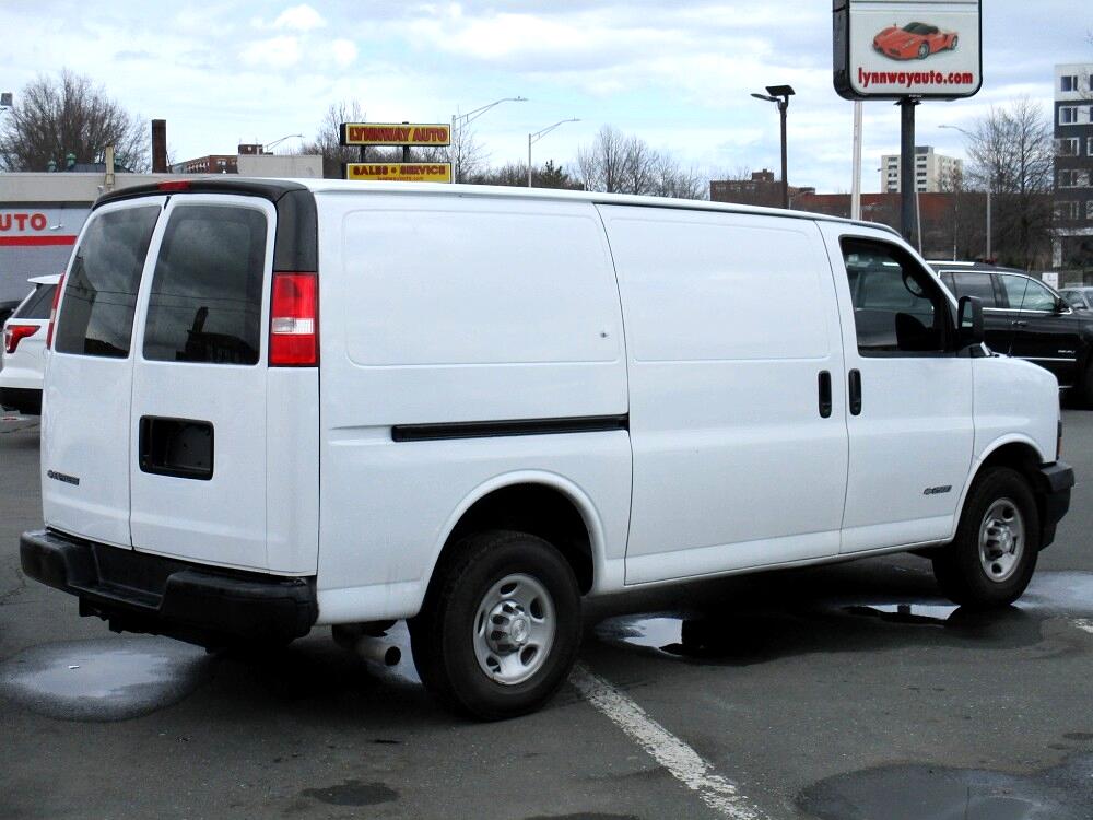 Chevrolet Express Cargo Van RWD 2500 135" 2018