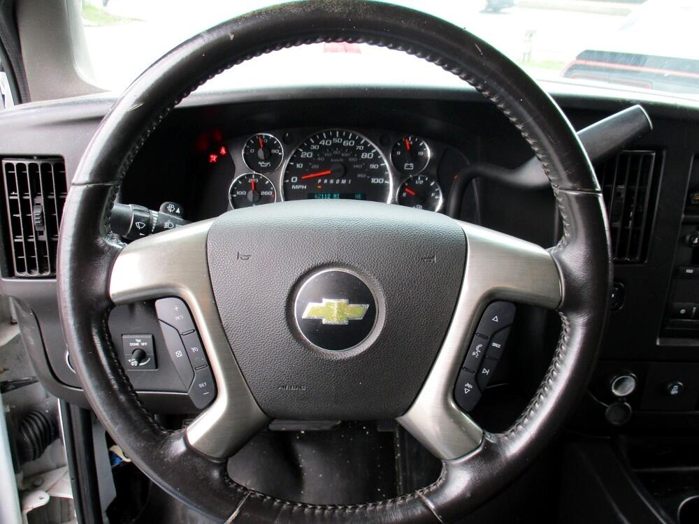 Chevrolet Express Cargo Van RWD 2500 135" 2018