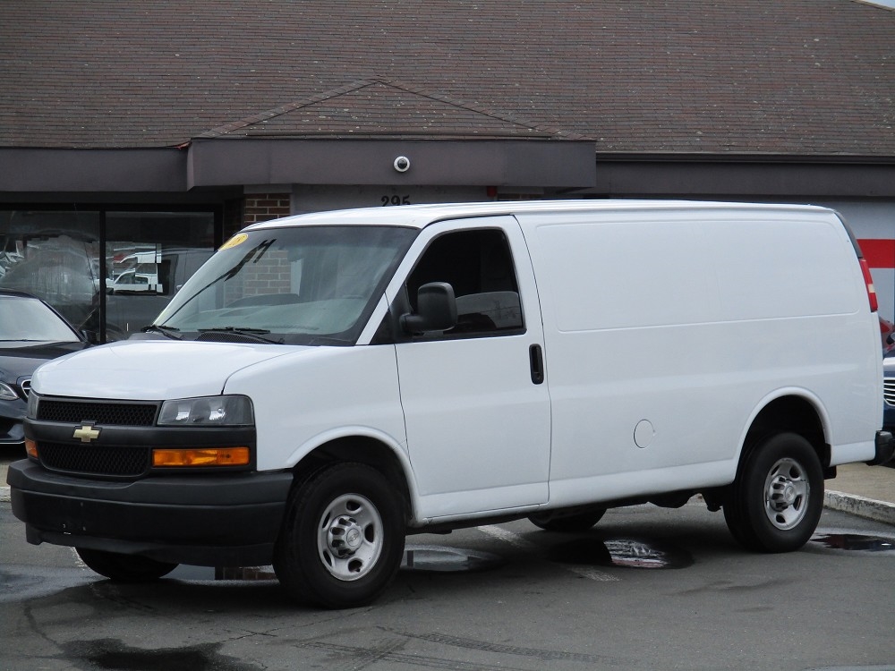 2018 Chevrolet Express Cargo Van RWD 2500 135"