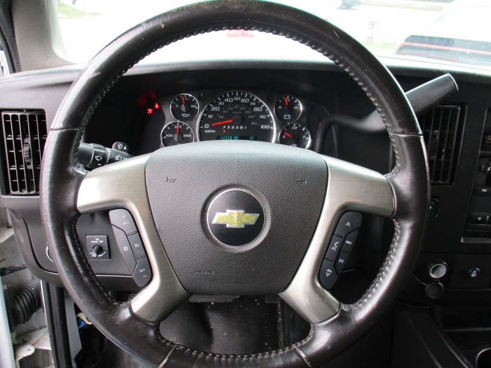 Chevrolet Express Cargo Van RWD 2500 135" 2018