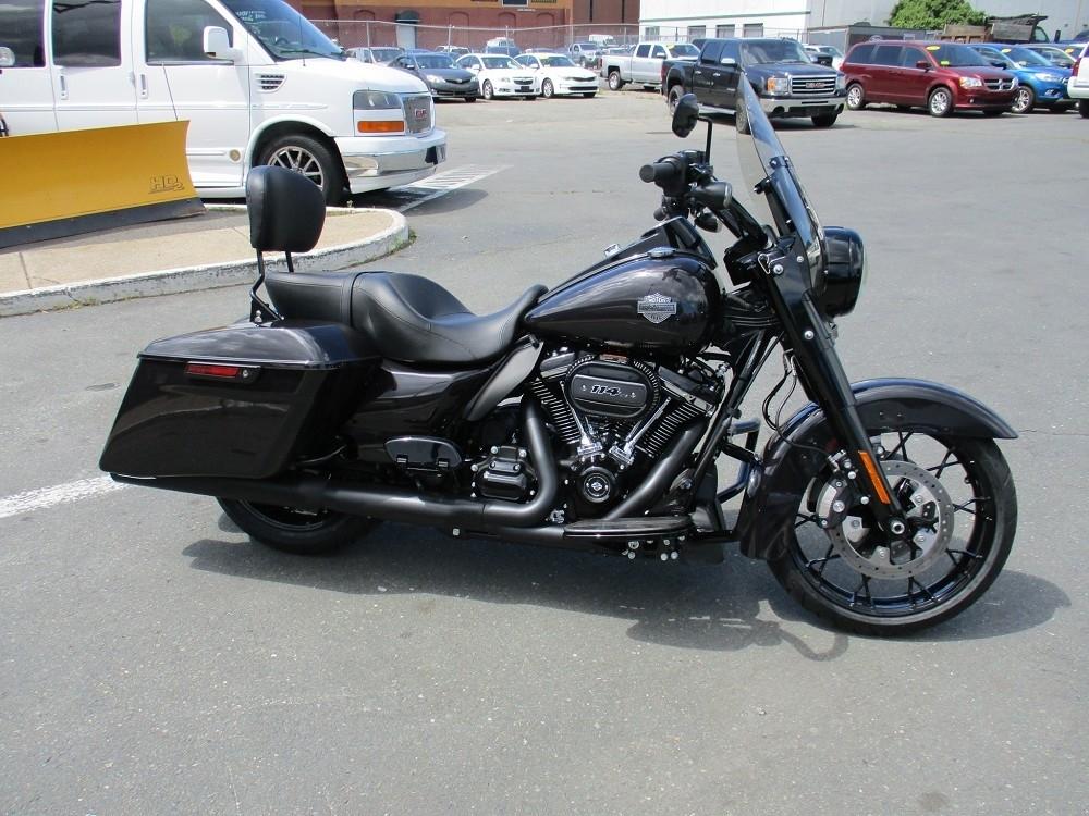 Harley-Davidson FLHRXS  2021