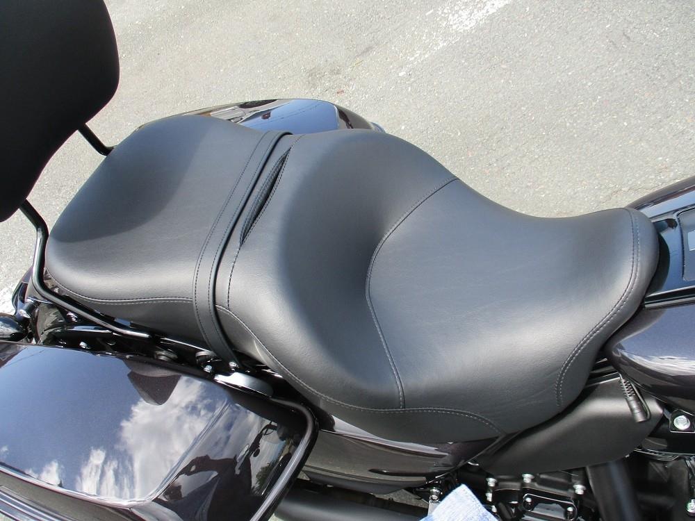 Harley-Davidson FLHRXS  2021