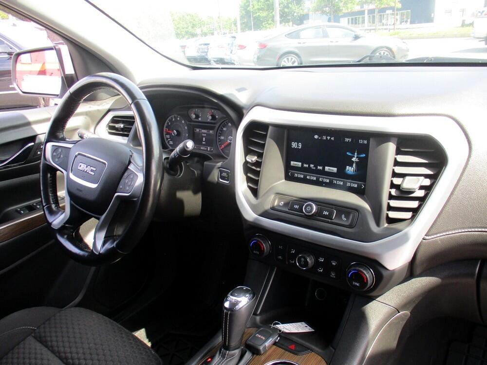 GMC Acadia AWD 4dr SLE w/SLE-1 2019