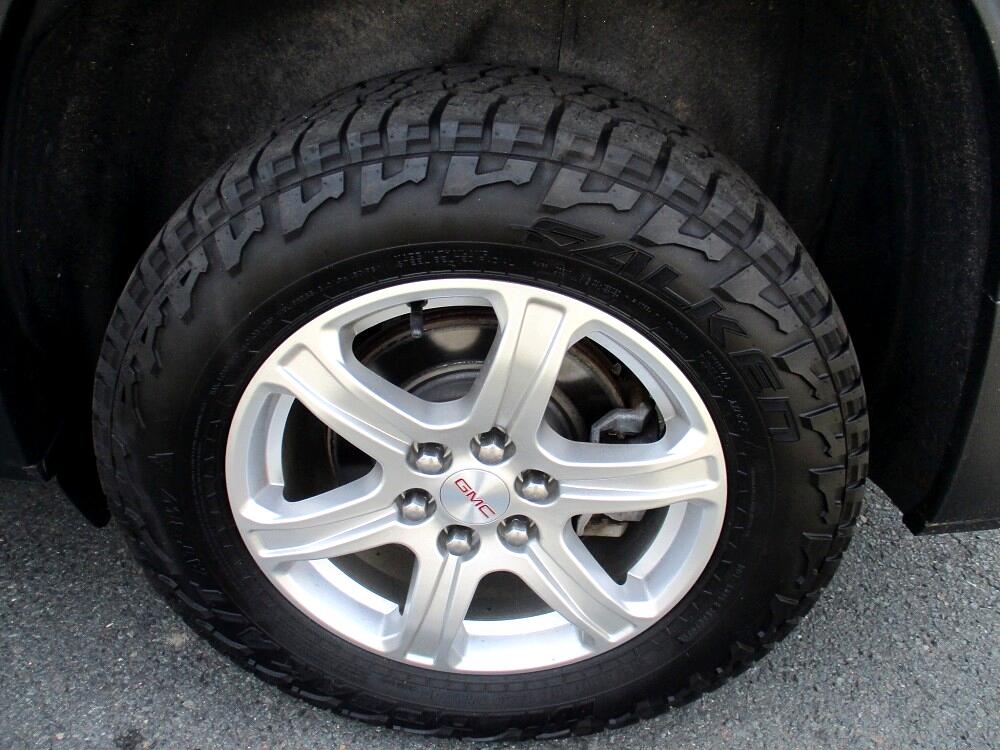 GMC Acadia AWD 4dr SLE w/SLE-1 2019