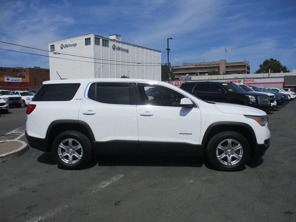GMC Acadia AWD 4dr SLE w/SLE-1 2019