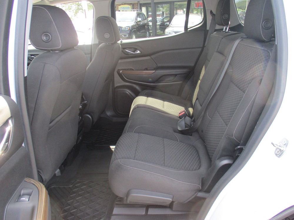 GMC Acadia AWD 4dr SLE w/SLE-1 2019