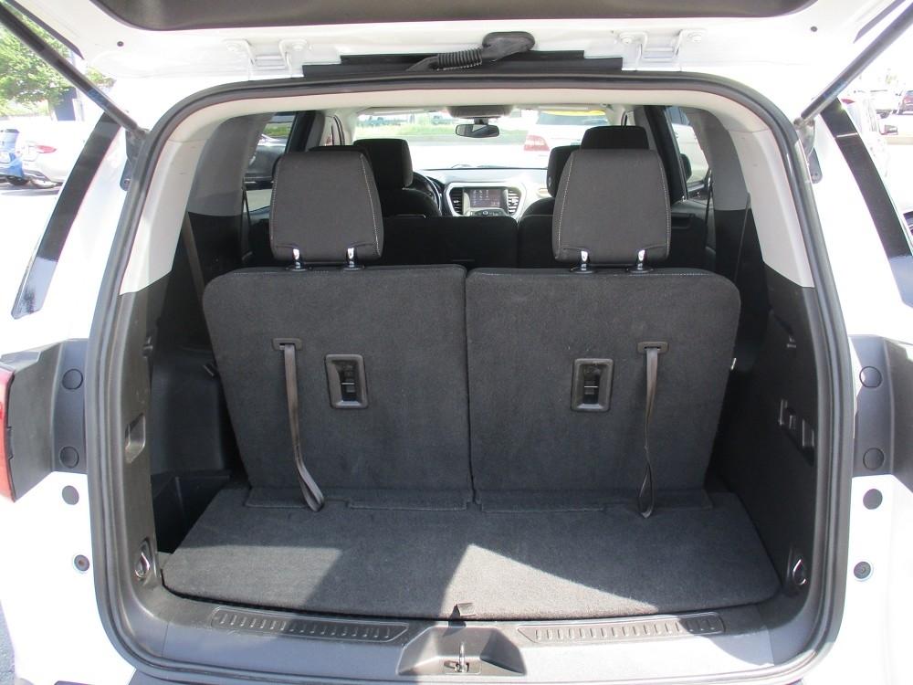 GMC Acadia AWD 4dr SLE w/SLE-1 2019