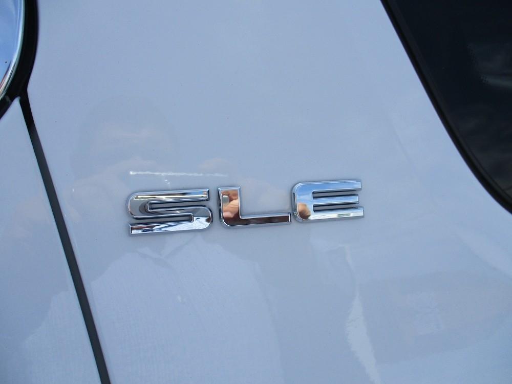 GMC Acadia AWD 4dr SLE w/SLE-1 2019