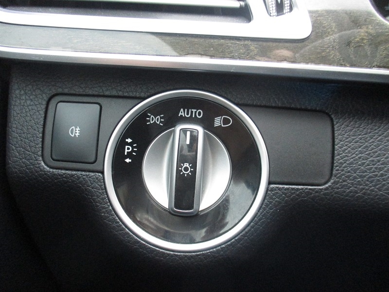 Mercedes-Benz E-Class 4dr Sdn E 550 Sport 4MATIC 2014