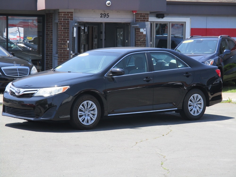 2012 Toyota Camry 4dr Sdn I4 Auto SE Sport Limited Edition (Natl)