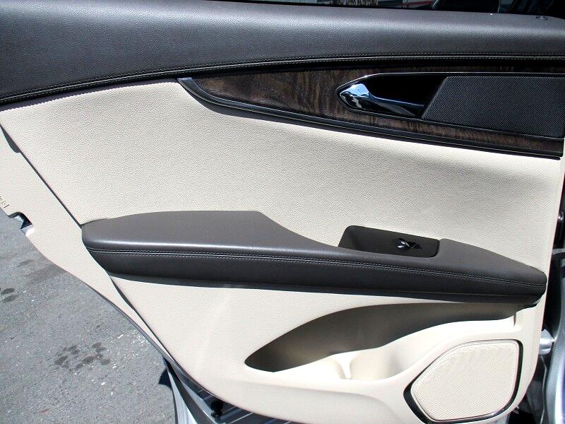 Lincoln MKX AWD 4dr Reserve 2016