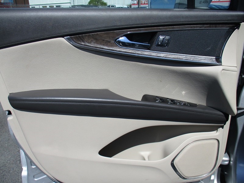 Lincoln MKX AWD 4dr Reserve 2016