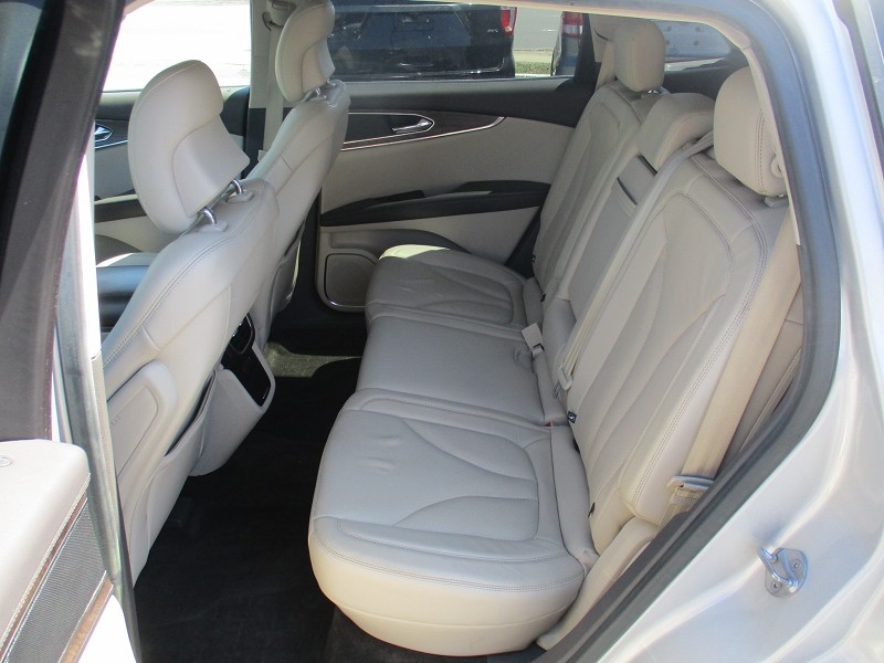 Lincoln MKX AWD 4dr Reserve 2016