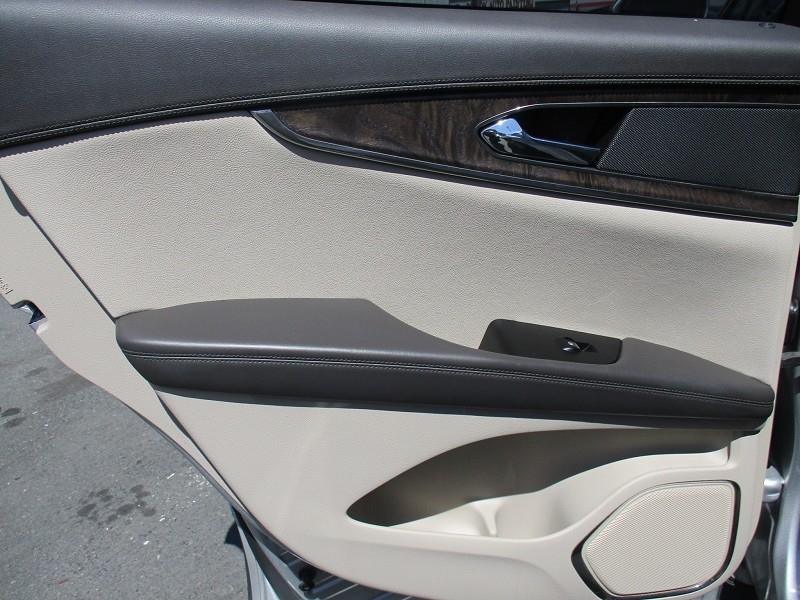 Lincoln MKX AWD 4dr Reserve 2016