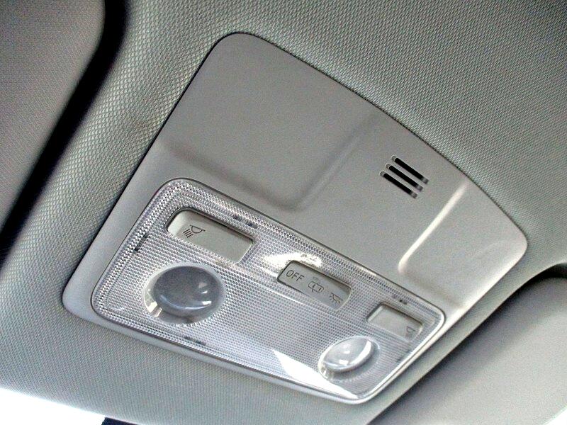 Toyota RAV4 AWD 4dr LE (Natl) 2013