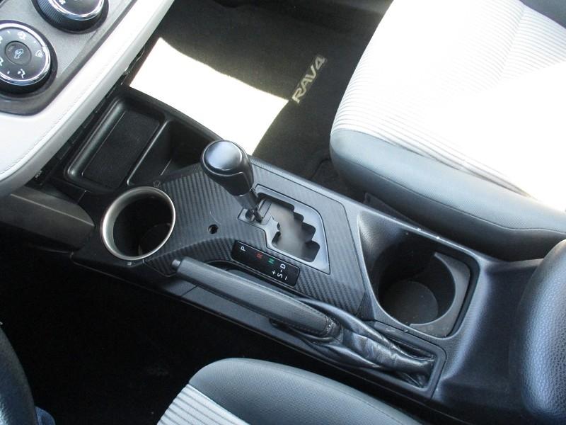 Toyota RAV4 AWD 4dr LE (Natl) 2013