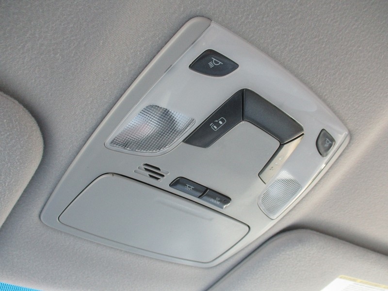 Toyota Sienna 5dr 7-Pass Van V6 LE AWD (Natl) 2014