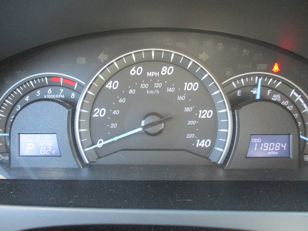 Toyota Camry 4dr Sdn I4 Auto XLE (Natl) 2015