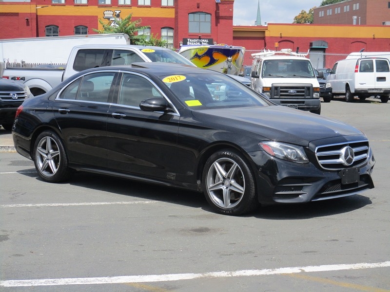 Mercedes-Benz E-Class E 300 Sport 4MATIC Sedan 2017