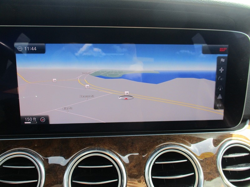 Mercedes-Benz E-Class E 300 Sport 4MATIC Sedan 2017