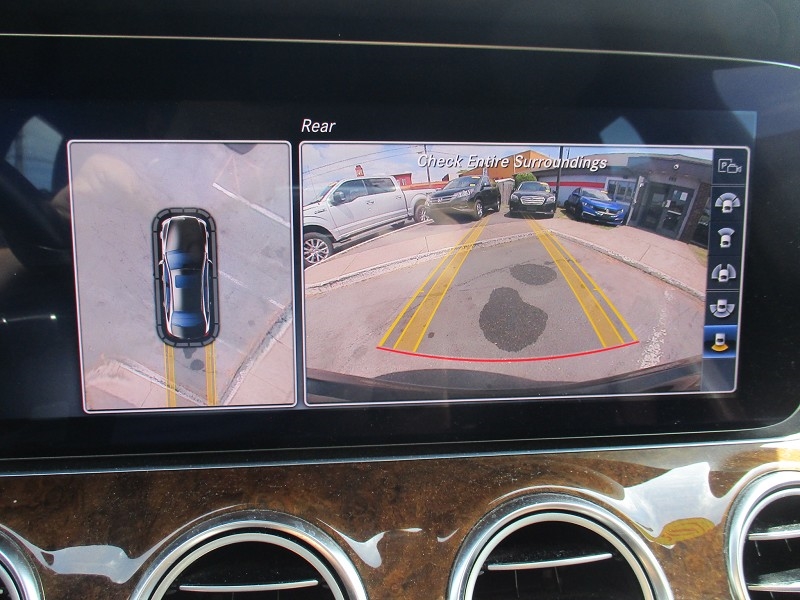 Mercedes-Benz E-Class E 300 Sport 4MATIC Sedan 2017