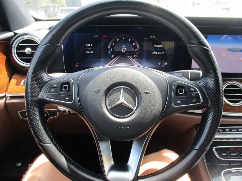 Mercedes-Benz E-Class E 300 Sport 4MATIC Sedan 2017