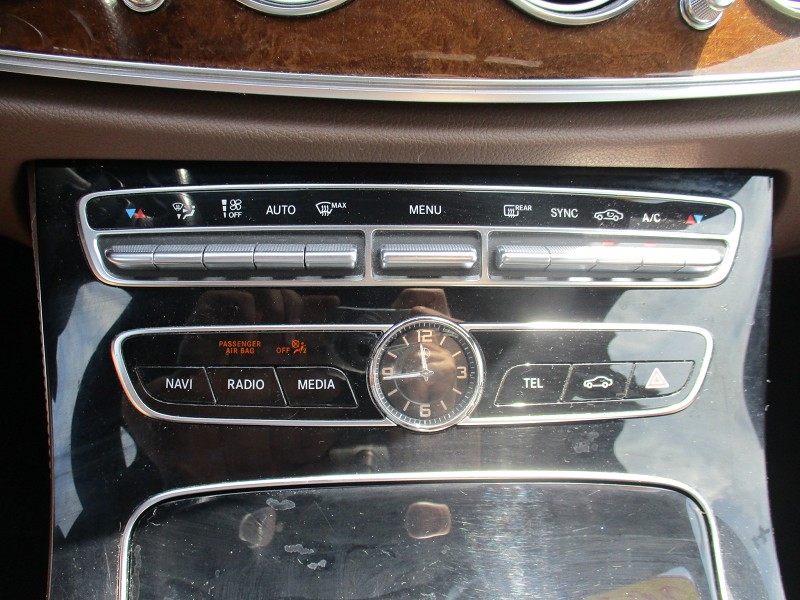 Mercedes-Benz E-Class E 300 Sport 4MATIC Sedan 2017