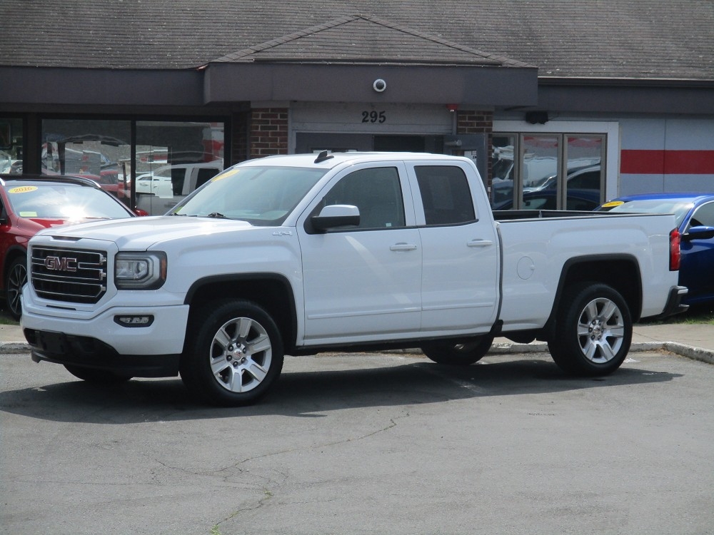 2016 GMC Sierra 1500 4WD Double Cab 143.5"