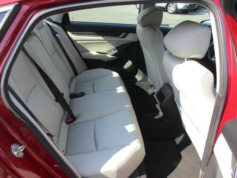 Honda Accord Sedan LX 1.5T CVT 2018