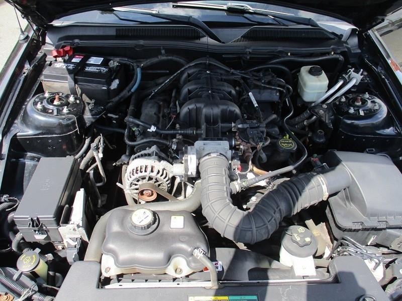 Ford Mustang 2dr Conv Standard 2006