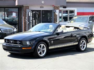 2006 Ford Mustang 2dr Conv Standard