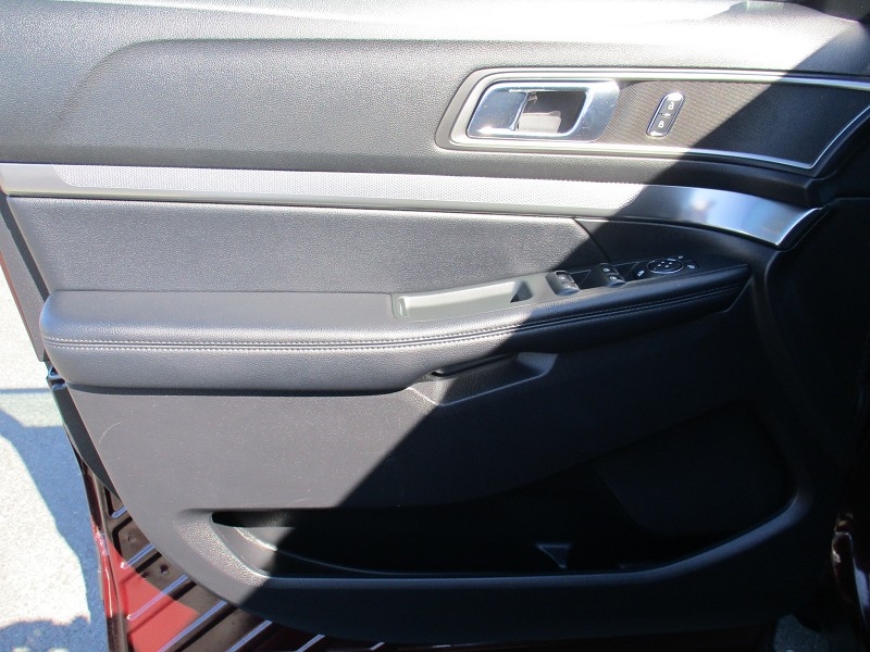 Ford Explorer XLT 4WD 2018