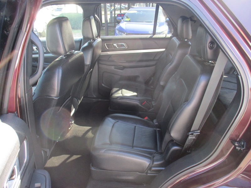 Ford Explorer XLT 4WD 2018