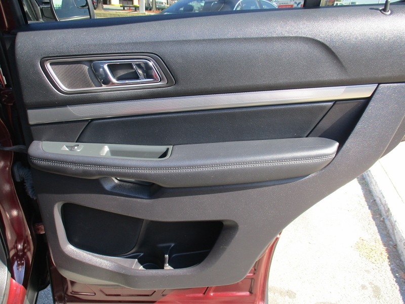 Ford Explorer XLT 4WD 2018