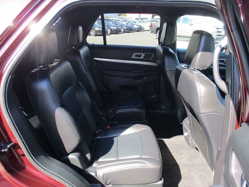 Ford Explorer XLT 4WD 2018