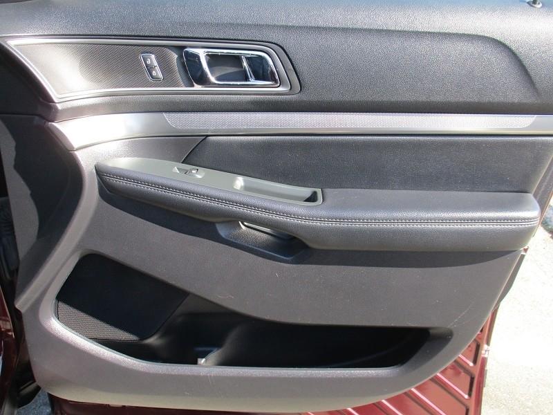 Ford Explorer XLT 4WD 2018