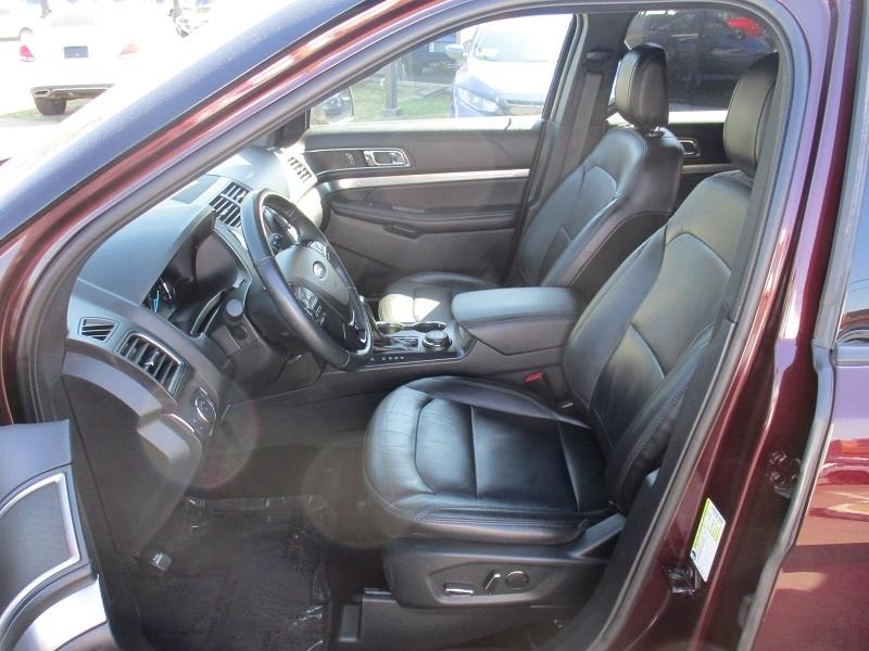 Ford Explorer XLT 4WD 2018