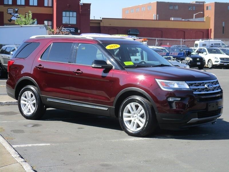 Ford Explorer XLT 4WD 2018
